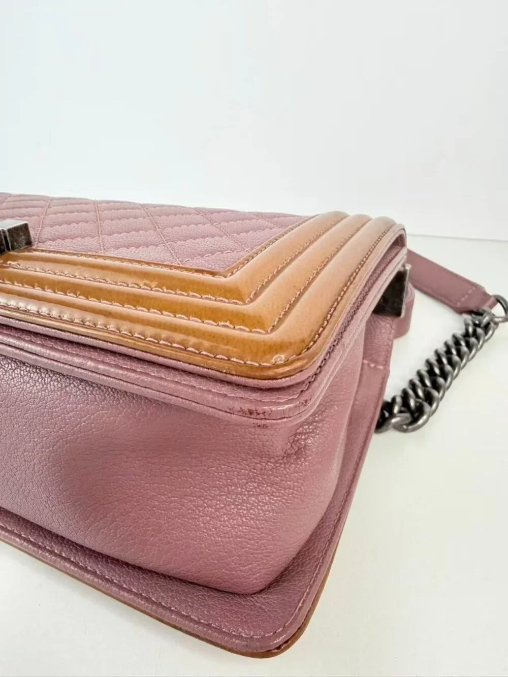 Channel boy flag crossbody bag - Picture 12 of 12